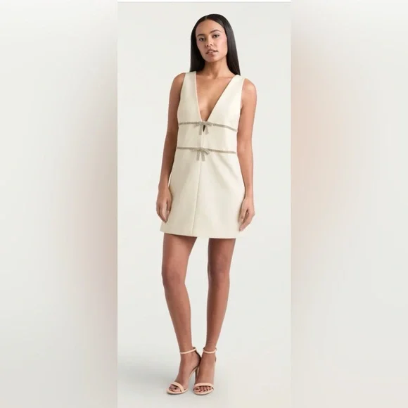 cinq à sept Ivory Label Detail Dress - Picture 2 of 9